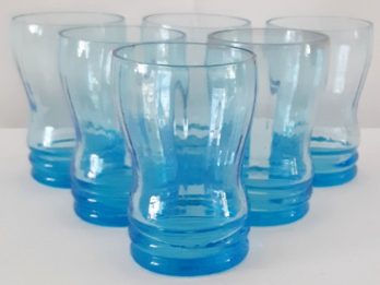 6 Azuurblauwe glaasjes, 1960’s, Frankrijk