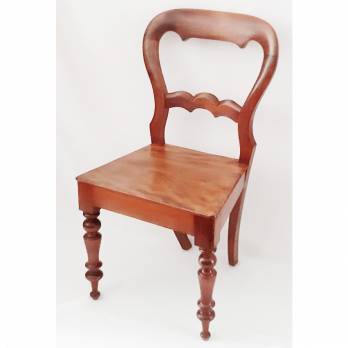 Oudhollands stoeltje met houten zitting